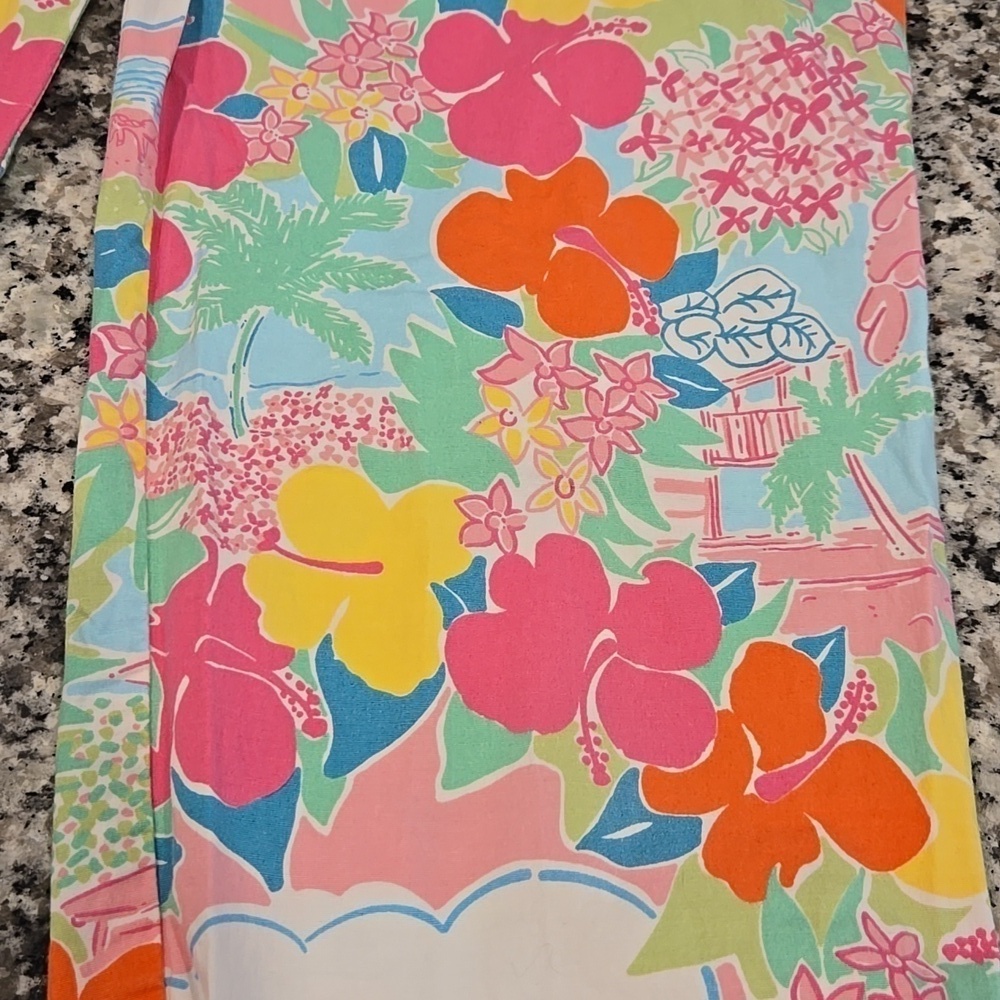 LILLY PULITZER FLORAL & CLOUDS CROPPED PANTS. SIZE 10 PETITE. - Picture 6 of 6